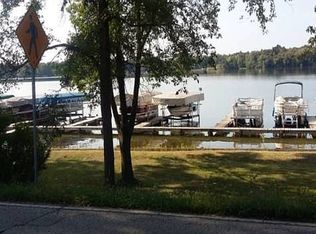 3300 N Silver Lake Dr, Oconomowoc, WI 53066