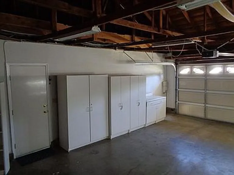 1131 Knollwood Dr — Photo 15
