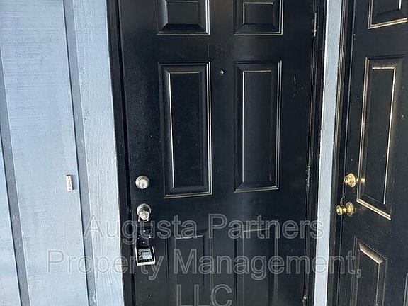 2nd image of 110 Chalet North Ct