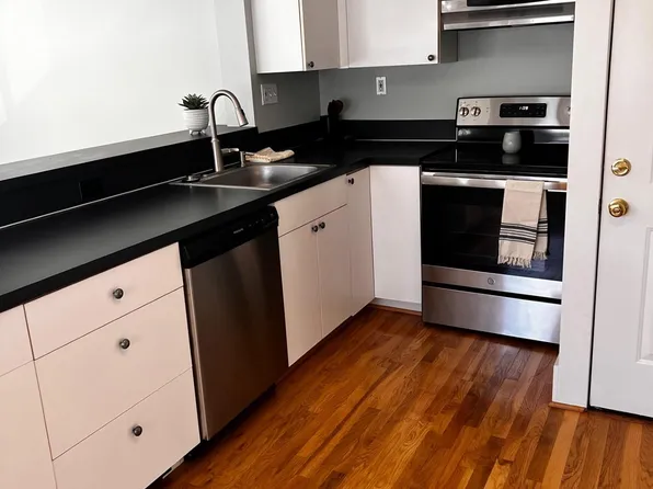 1653 SE Nehalem St #4, Portland, OR 97202