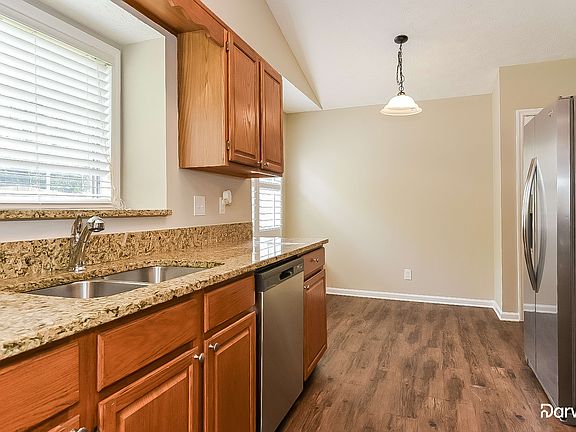 3rd image of 134 Colemans Bluff Dr