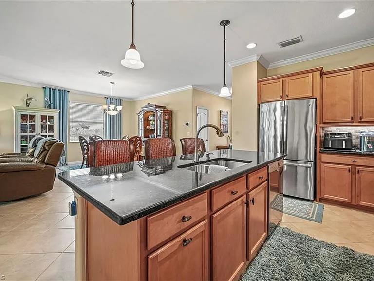 10522 Yorkstone Dr — Photo 9