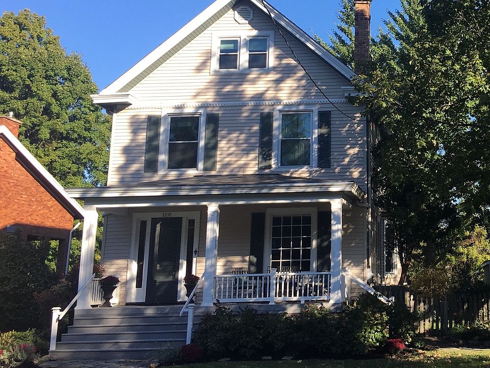 2nd image of 3238 Harvest Ave