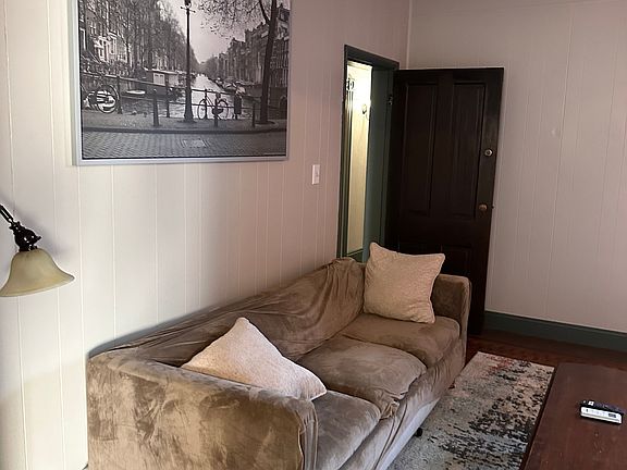 4th image of 424 N Mechanic St