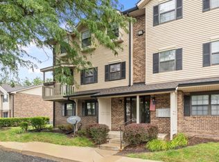 1512 Georgia Ct UNIT E, Naperville, IL 60540