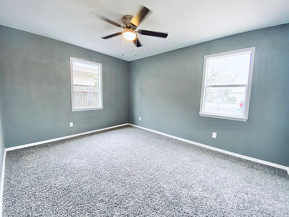 4th image of 1404 La Casa Dr