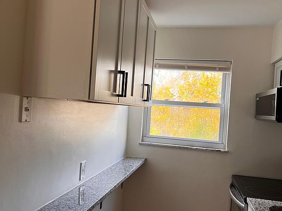 Another view into kitchen