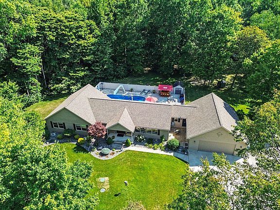 2nd image of 6333 Blackmar Rd