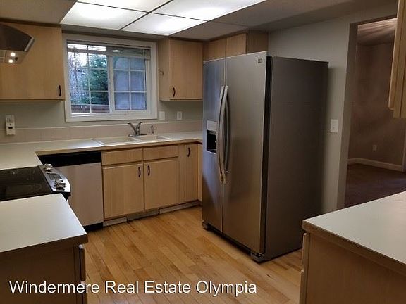 5th image of 3223 Centerwood Ct SE
