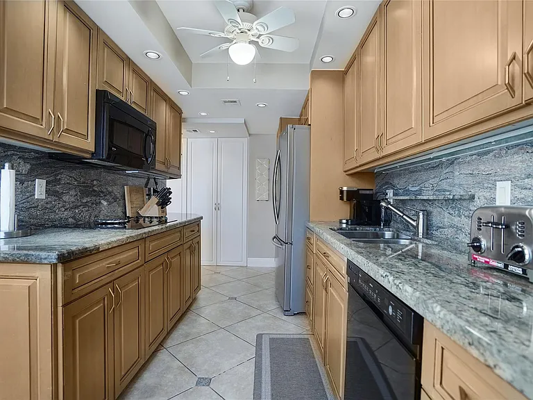 4280 Galt Ocean Dr #11J — Photo 23