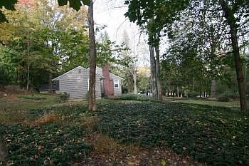 3rd image of 800 Fairmount Ave