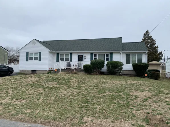 28 Cedar Dr, Glen Burnie, MD 21060