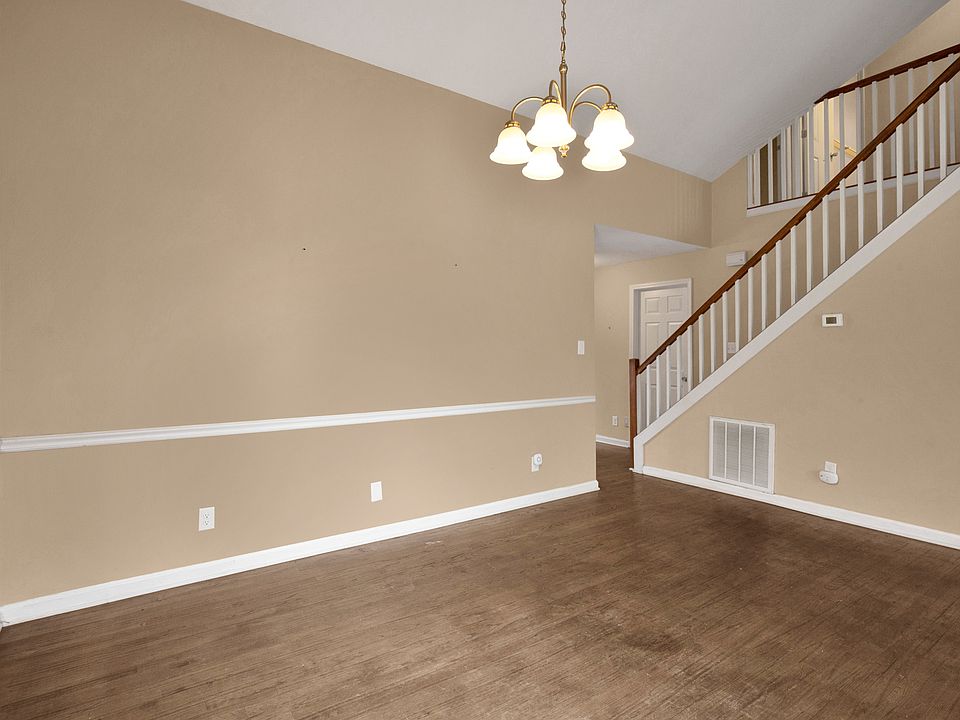 1st image of 1509 Londonderry Pl
