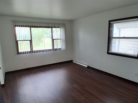 3rd image of 7215 W Florist Ave