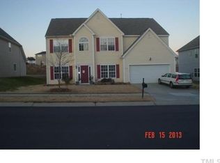 914 Golden Crest Dr, Durham, NC 27704