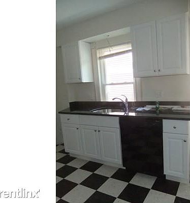 27 HUNT St. #27 Watertown Shared Unit Photo 7