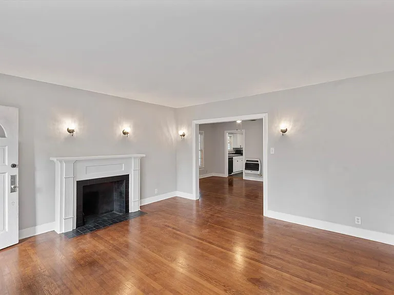 4337 Jefferson St #1 — Photo 3