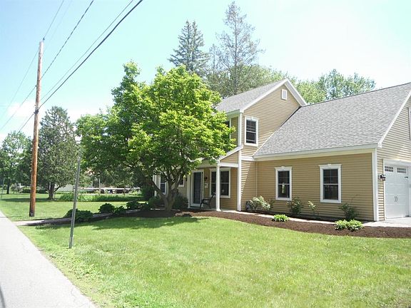 4th image of 48 Wright St #1