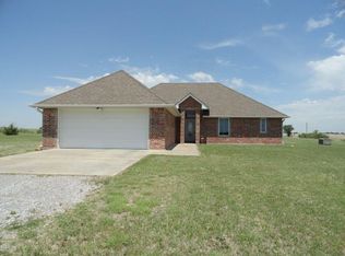 92 NW Cherry Rd, Apache, OK 73006