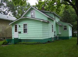 911 6th St SW, Willmar, MN 56201