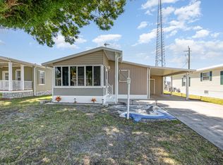 1215 Chipewa Dr, Barefoot Bay, FL 32976