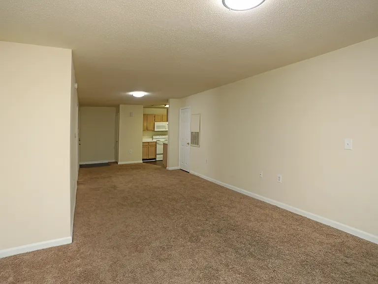Reynolds Place Apartments — Photo 74