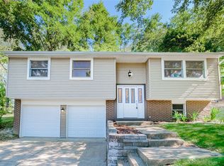 301 Alamo Dr, Pittsburgh, PA