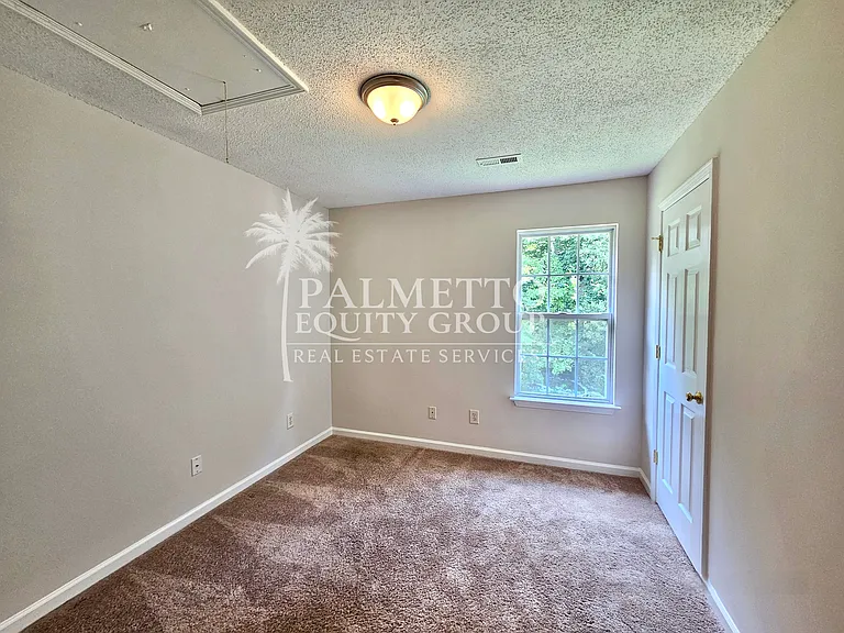 5715 River Glen Dr — Photo 16