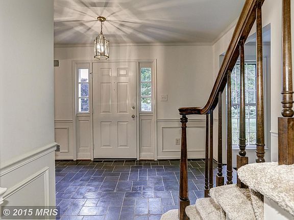 2nd image of 8104 Goodhurst Dr