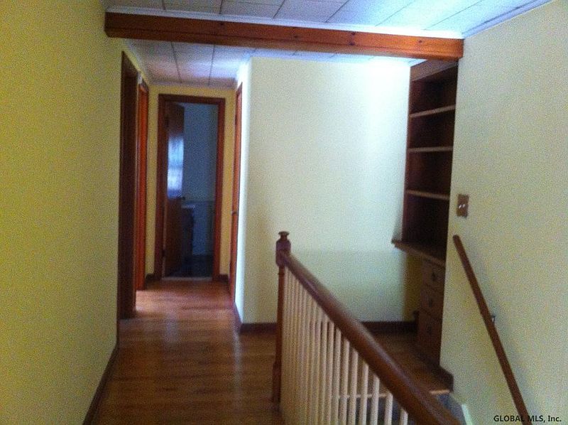 4th image of 345 MILLER Road