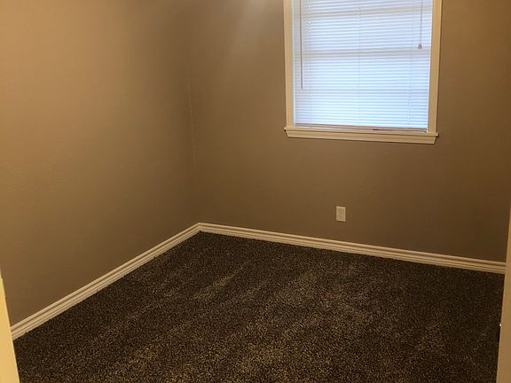 5th image of 3104 Central Blvd
