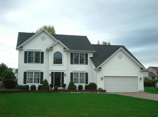 9677 Carmelo Ct, Clarence Center, NY 14032