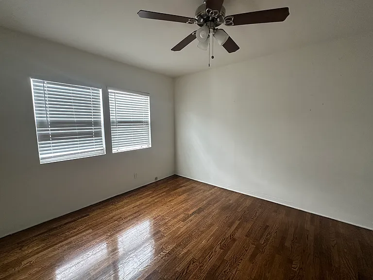 4107 Wade St — Photo 12