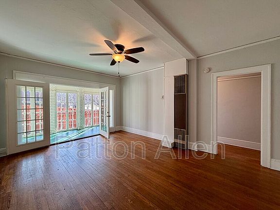 5th image of 116 E Chestnut St APT 5