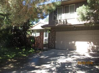 27 Sepulveda Dr, Pueblo, CO 81005