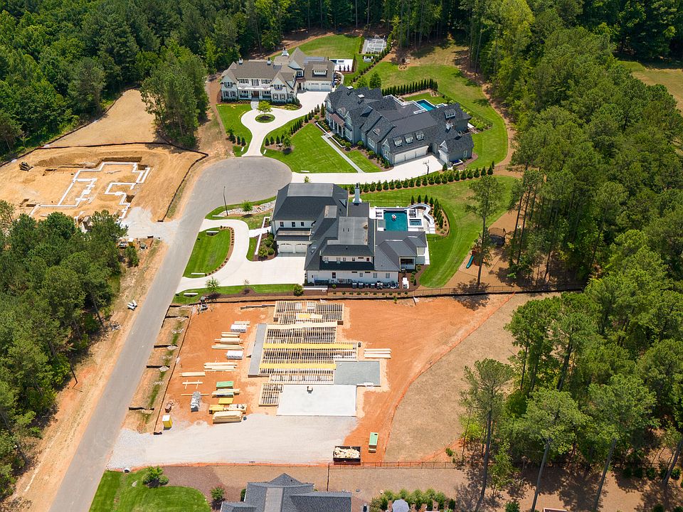 2nd image of 4813 Parker Meadow Dr