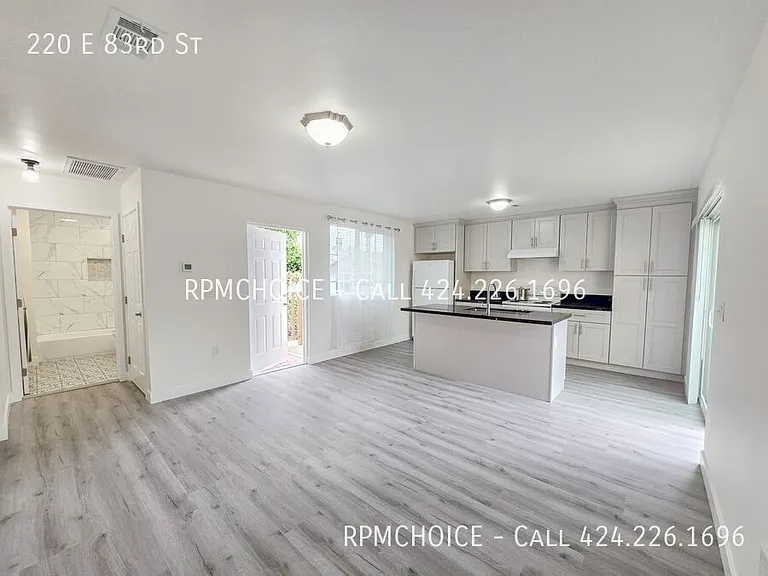 220 E 83rd St — Photo 5
