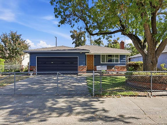 3rd image of 6737 21st St