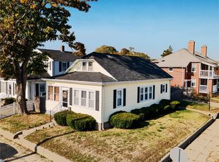 95 Oriole Ave, Pawtucket, RI 02860