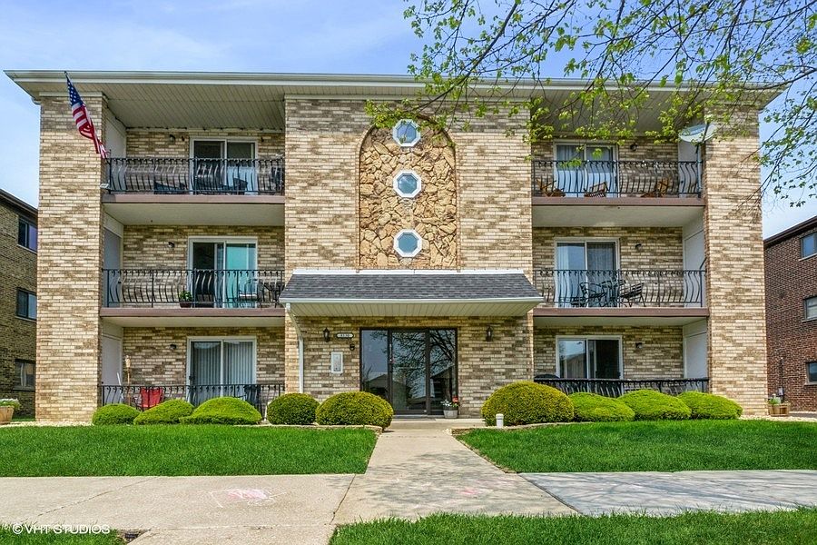 1st image of 8130 W 168th Pl #3W