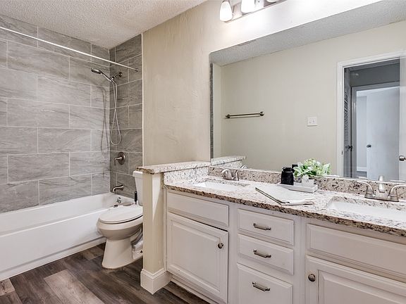 4th image of 1310 Harwell Dr APT 4721