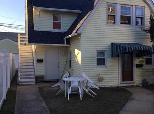 136 Central Ave APT 2, Ocean City, NJ 08226