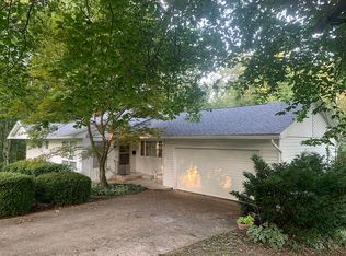 110 Lanewood Dr, Hillsboro, OH 45133