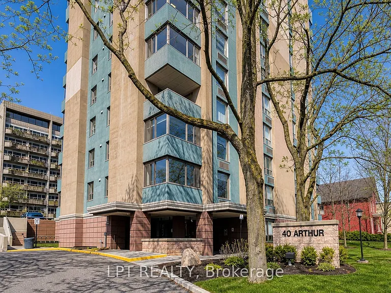 40 Arthur St #703 — Photo 2