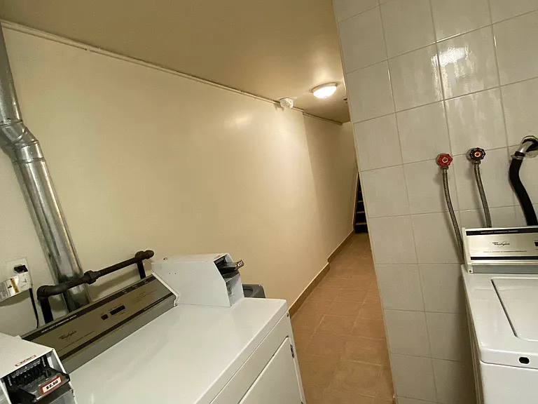 84-17 Lander St #1A — Photo 18