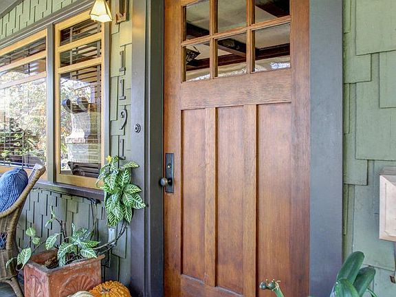 5th image of 1191 N Mar Vista Ave