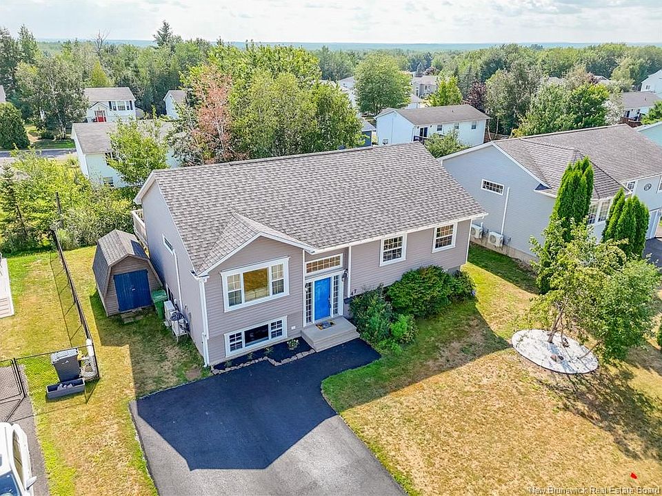 1st image of 47 Dawson Dr
