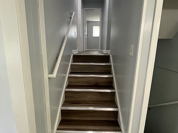 4th image of 7299 Indian Hill Trl