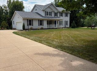 6696 Meadowood Dr, Medina, OH 44256