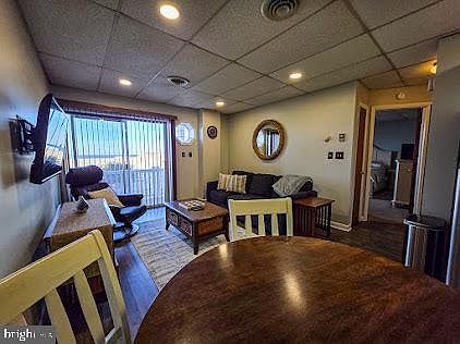 5th image of 8 Georgia Ave #6